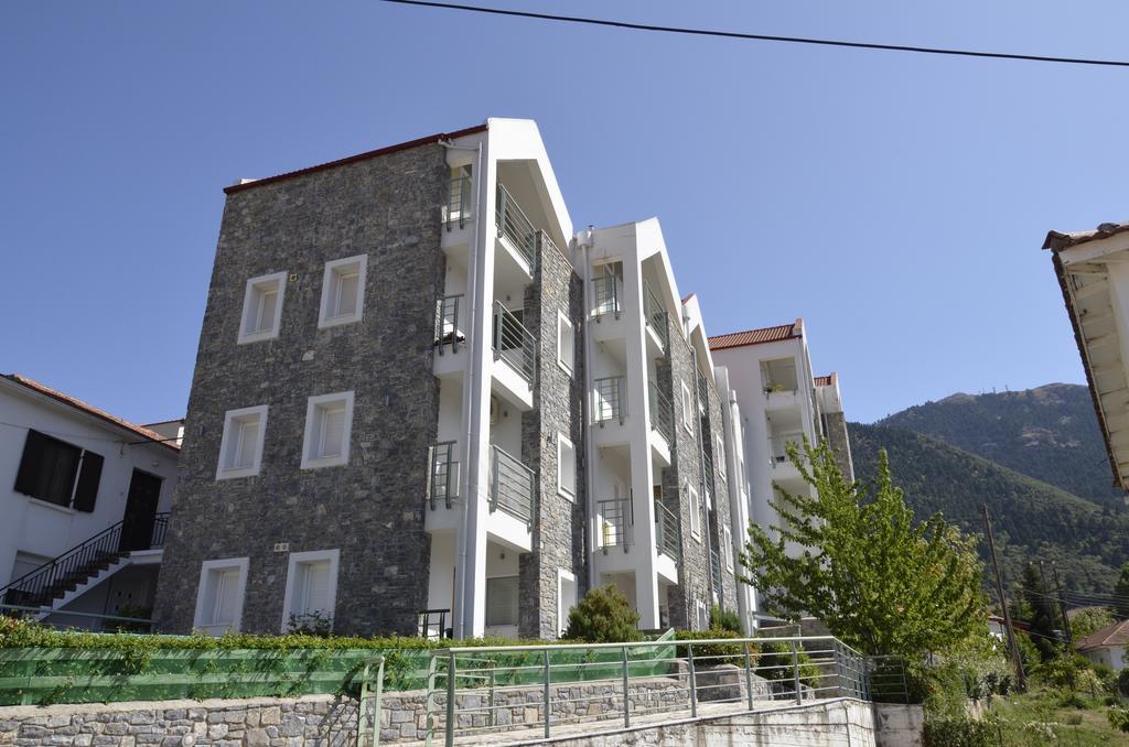 Kalavrita Luxurious Apartments Exterior photo